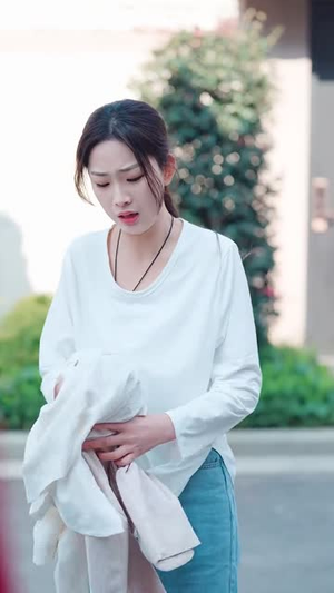总裁夫人,身兼多职(18集) 总裁夫人,身兼多职(18集)短剧完整版全集放送