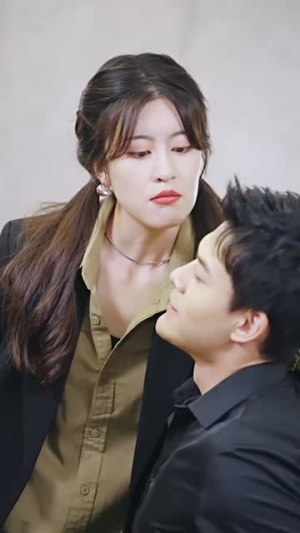 【翻墙逃婚，萌妻休想逃（78集）】高清短剧全集限时免费看