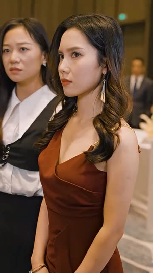 【物价贬值，美女总裁跪求复合（95集）】高清短剧即点即播不卡顿