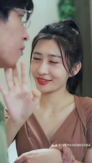 【我和房东的秘密，我的美女室友，这个房客不一般（全集）】高清短剧全集在线追