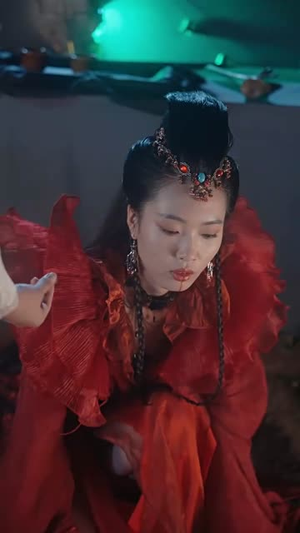 【捏脸师之锁魂蟠龙镇（64集）】一键直达短剧全集播放