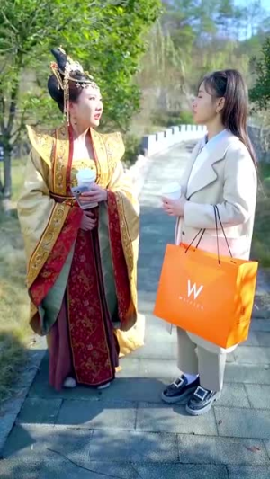 【陛下我在未来等你（87集）】全集短剧在线观看无广告