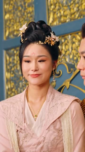 【皇后娘娘又双胎了（89集）】全集短剧无广告观看
