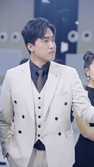 【彩票中了十亿老婆要和我离婚（100集）】全集短剧，在线观看无压力