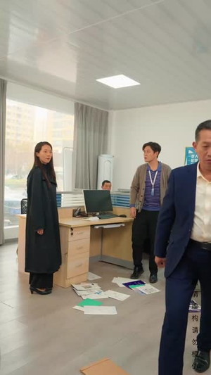 【黑色侵占（35集）】高清短剧在线流畅播放