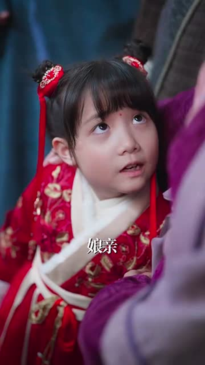 【天降福宝！锦鲤团宠带全家嘎嘎炫肉（66集）】全集短剧一键畅看