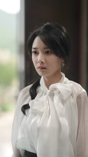 她从黑暗中走来(64集) 她从黑暗中走来(64集)短剧合集导演剪辑版