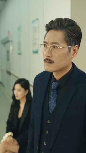 离婚后我活出了新的人生(64集) 离婚后我活出了新的人生(64集)短剧合集彩蛋完整版