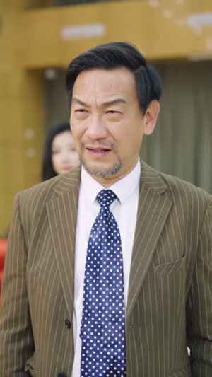 穷养二十年(58集) 穷养二十年(58集)短剧合集蓝光画质