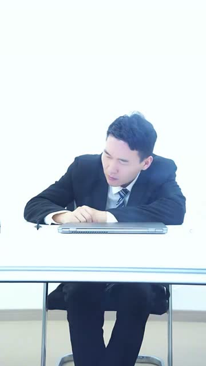 陀螺梦境(15集) 陀螺梦境(15集)短剧合集杜比音效版