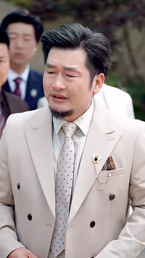 我和女神有个约定(70集) 我和女神有个约定(70集)短剧精选全集无广告